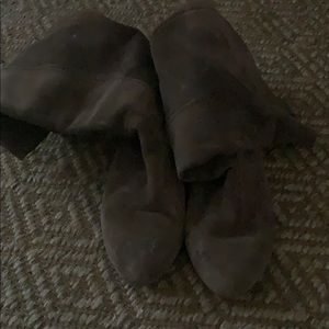 Suede boots